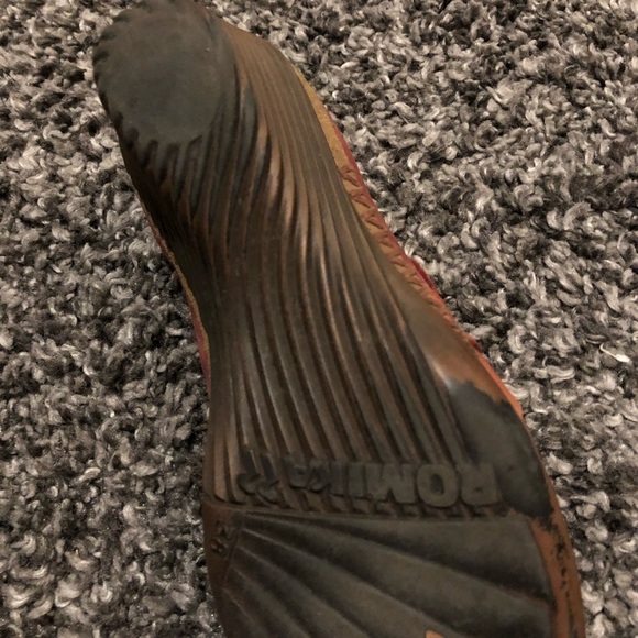 Romika red shoes.  Comfortable heel.Good condition - Picture 3 of 6